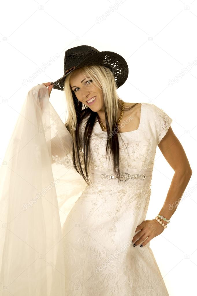 young bride woman in cowboy hat