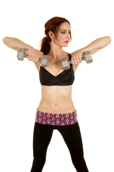 Mujer entrenando con pesas —  Fotos de Stock