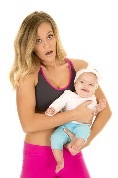 Donna in abbigliamento fitness con bambino — Foto Stock