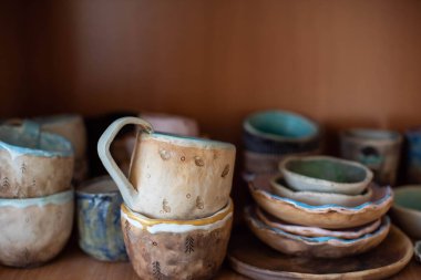 Boş kase kırsal ahşap, Japon el yapımı seramik kase, seramik doku.