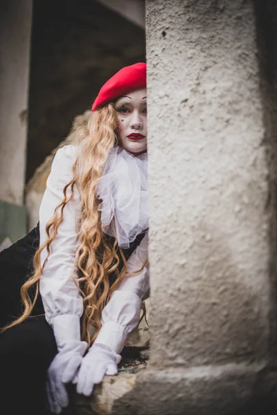 Chica Con Maquillaje Del Mimo Improvisación Traje Para Halloween Mimo — Foto de Stock