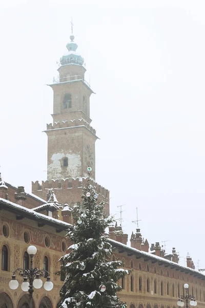 Spaziergang Historischen Zentrum Von Vigevano Mit Blick Auf Die Piazza — Stockfoto