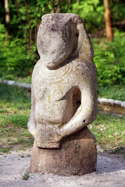 Antica statua in pietra scita — Foto Stock