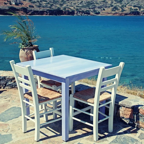 Outdoor restaurant in Greece — Stock Photo, Image