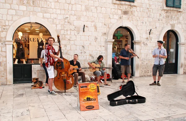 Músicos de rua, Dubrovnik, Croácia . — Fotografia de Stock