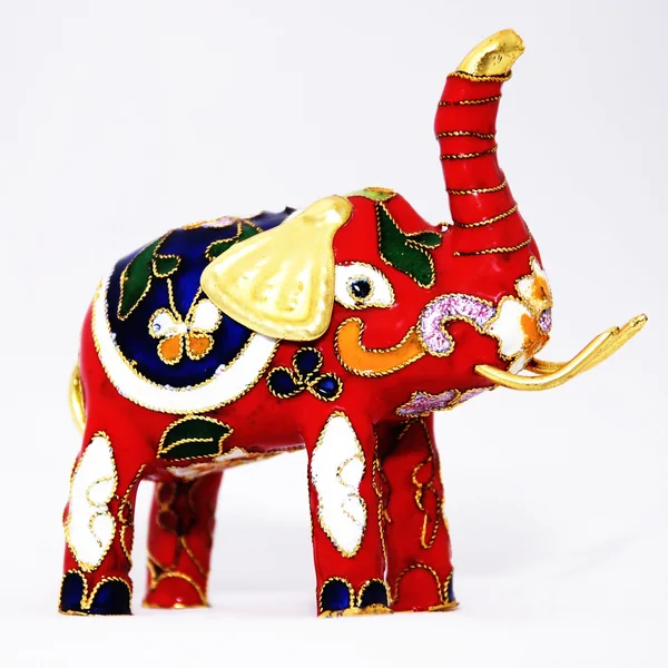 装饰的红色小型大象雕像 — 图库照片