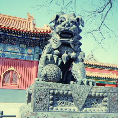 lama Tapınağı (Pekin, Çin bronz aslan)