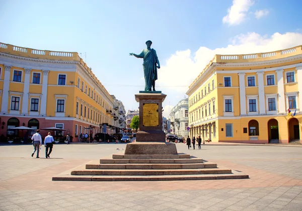 Monumento al Duque de Richelieu en Odessa, Ucrania. — Foto de Stock