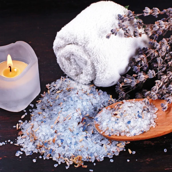 Lavender bath salt — Stock Photo, Image