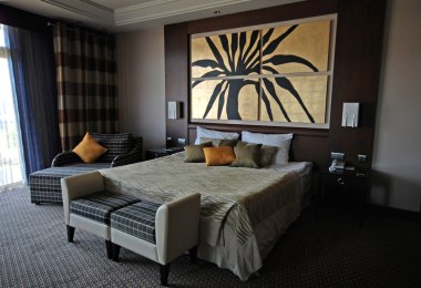 otel yatak odası
