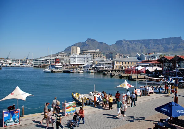 Victoria en alfred waterfront, cape town, Zuid-Afrika. — Stockfoto