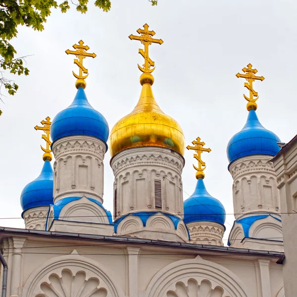 Куполи та хрести Православної Церкви (Московського) — стокове фото