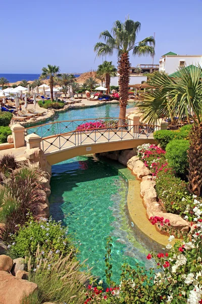 Hotel tropical de lujo, Sharm el Sheikh, Egipto . — Foto de Stock