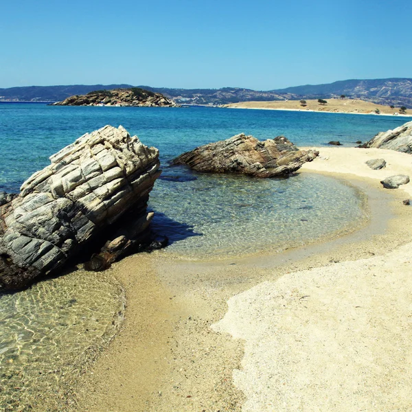 Кам'янистий пляж (Греція ) — стокове фото