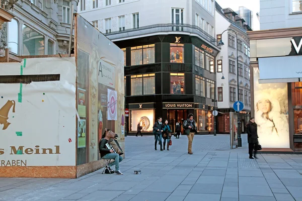 Lojas de moda na famosa rua Graben em Viena, Áustria . — Fotografia de Stock