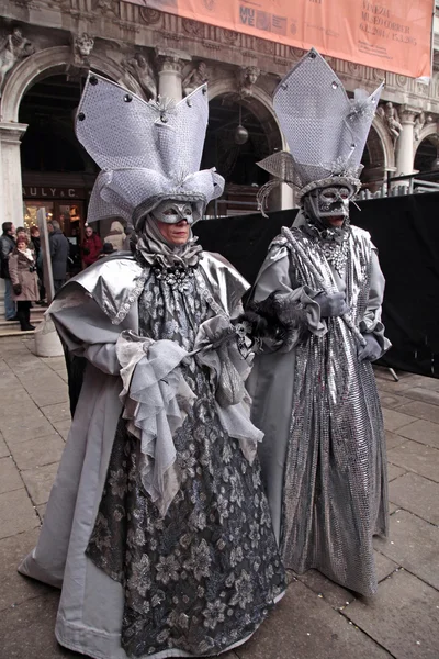 Personas enmascaradas en traje, Venecia, Italia . —  Fotos de Stock