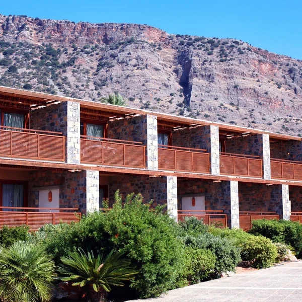 Villa de vacaciones de verano moderna (Creta, Grecia ). — Foto de Stock