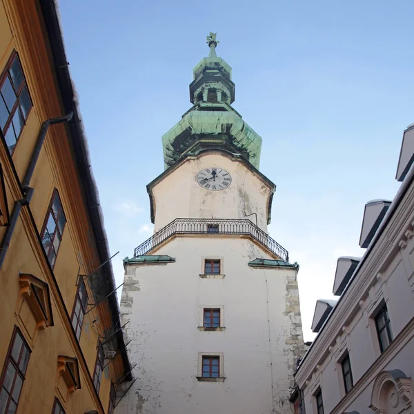 Torre de la Puerta de San Miguel, Bratislava, Eslovaquia — Foto de Stock
