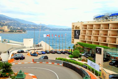 Monaco Caddesi ve Monte Carlo Fairmont otel