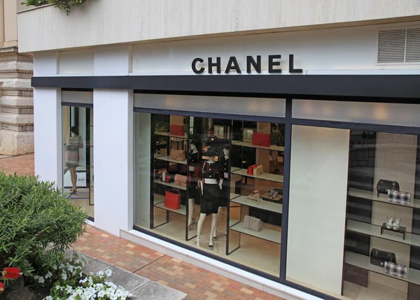 Elegante tienda de lujo Chanel, Monte Carlo, Mónaco . — Foto de Stock