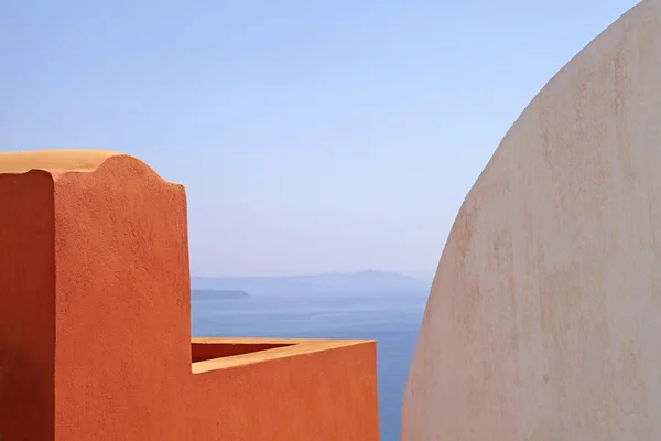 Hermosos detalles arquitectónicos de la isla de Santorini, Grecia — Foto de Stock