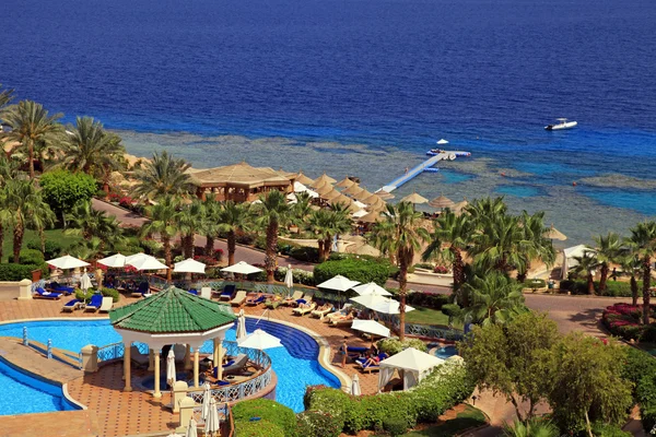 Tropische luxe resorthotel, Sharm el Sheikh, Egypte. — Stockfoto