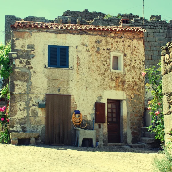 Oude stenen vakantiehuis (Portugal) — Stockfoto