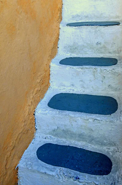 Oia, Santorini Island, Yunanistan geleneksel detayını adımlar — Stok fotoğraf