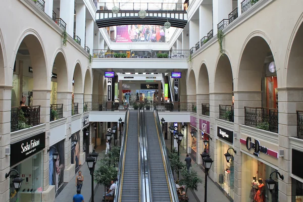 Centro comercial moderno —  Fotos de Stock