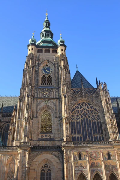 在布拉格城堡，在捷克首都布拉格圣维特大教堂. — 图库照片