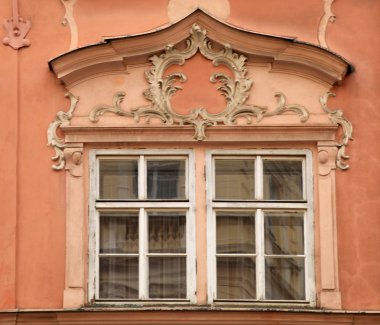 Bina çiçek dekorasyon ve pencere, Prague, Çek Cumhuriyeti