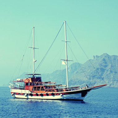 Santorini Island, Yunanistan eski klasik ahşap yelkenli