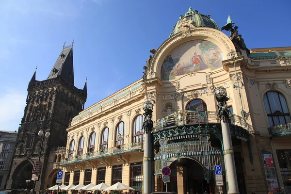 Jugendstilgebäude, Gemeindehaus, Prag, Tschechische Republik. — Stockfoto