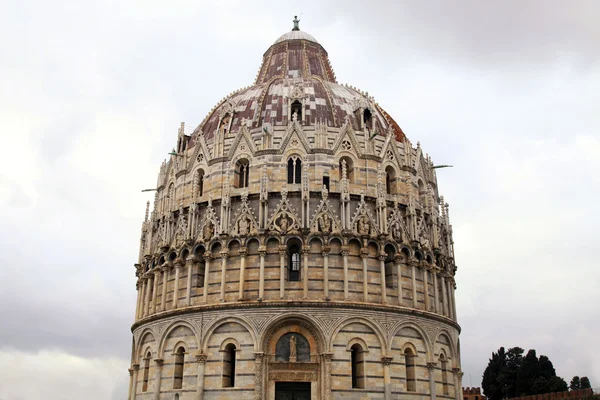 Pisa Baptistery, Itália — Fotografia de Stock