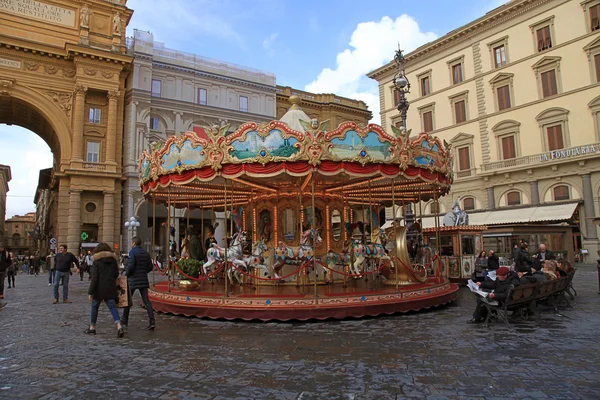 Vintage karusell i Florens, Italien. — Stockfoto