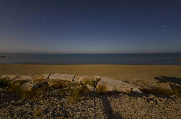 Strand Zee Nachts Met Sterrenhemel — Stockfoto