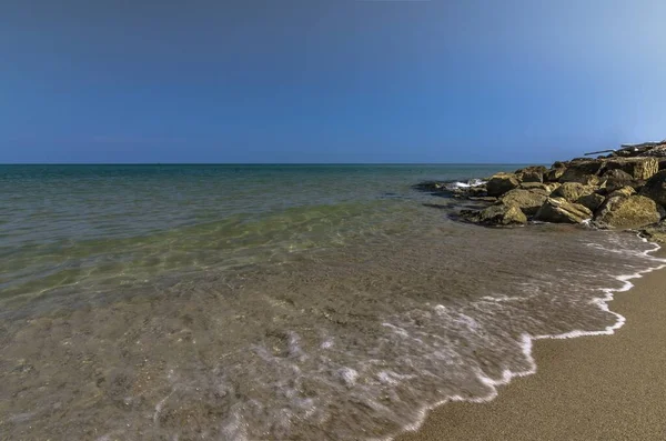 Paisaje Marino Con Rocas Mar Tranquilo — Foto de Stock