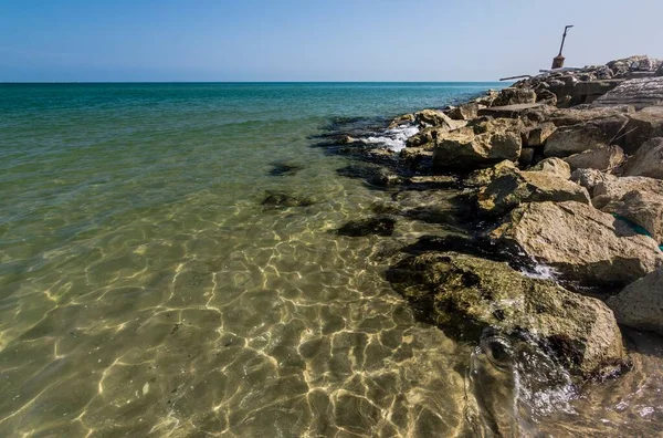 Vista Del Mar Dentro Del Agua Medio Las Rocas — Foto de Stock