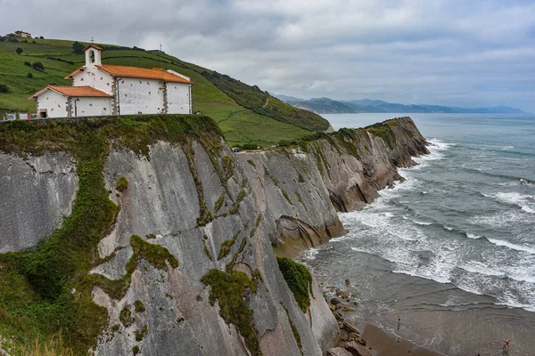 Zumaia Espanha Agosto 2021 Igreja San Telmo Penhascos Flysch Costa — Fotografia de Stock