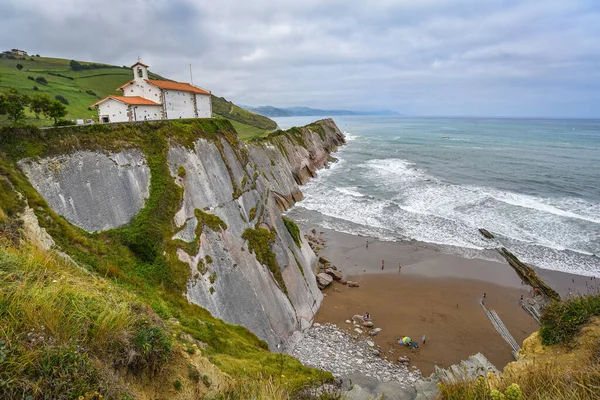 Zumaia Espanha Agosto 2021 Igreja San Telmo Penhascos Flysch Costa — Fotografia de Stock