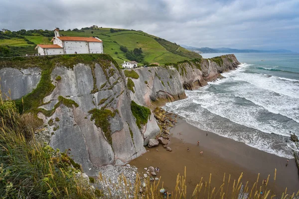 Zumaia Espanha Agosto 2021 Igreja San Telmo Penhascos Flysch Costa — Fotografia de Stock