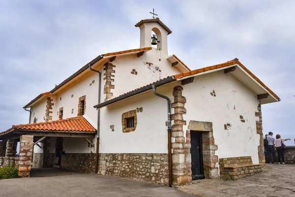 Zumaia Španělsko Srpna 2021 Kostel San Telmo Útesy Flysch Pobřeží — Stock fotografie