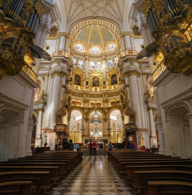 Granada, İspanya - 21 Ekim 2025: Santa Maria de la Encarnacion Katedrali