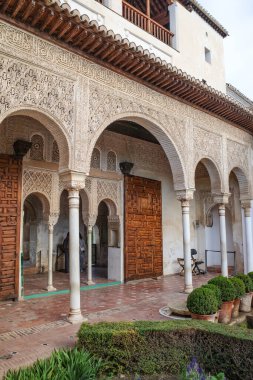 Granada, İspanya - 21 Ekim 2025: Palacio del Generalife, Alhambra, Granada 'daki güzel bahçeler
