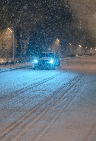Сильный Снегопад Москве Машина Снегу Снежная Буря Дороге — стоковое фото
