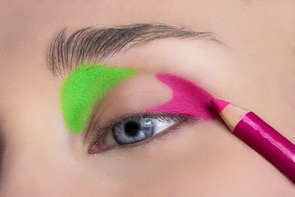 Woman eye with beautiful makeup — Stock Photo, Image