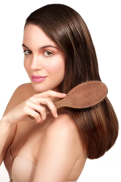 Schoonheid model met perfecte huid en lang gezond bruin haar — Stockfoto