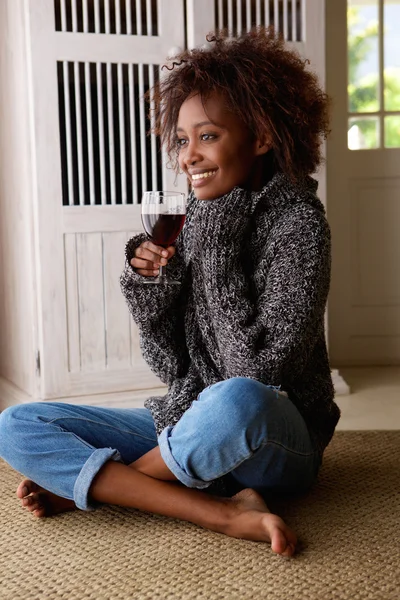 Young african american woman — Stock Photo, Image