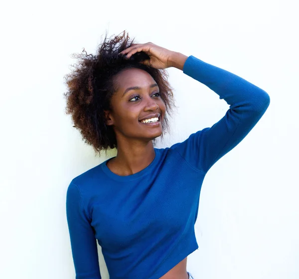 Mooie jonge zwarte vrouw — Stockfoto