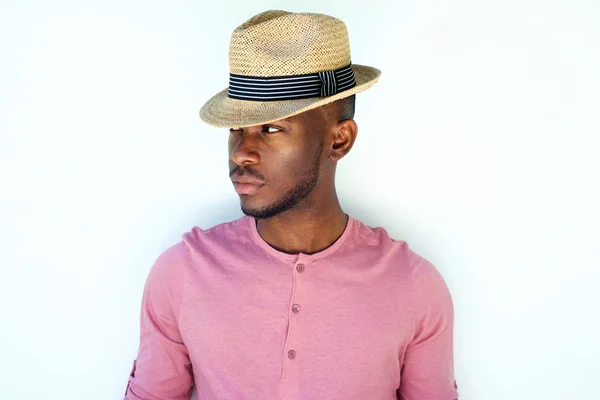 Крутой молодой черный мужчина-модель — стоковое фото